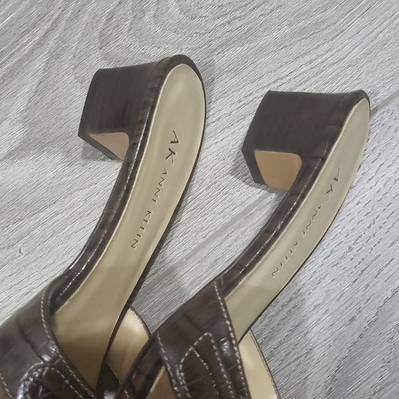 Anne Klein Sandals - Picture 10 of 10